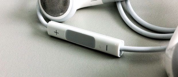 Was macht der Knopf an den iPhone-Kopfhörern?