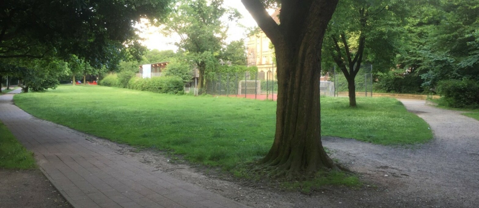 Während alle Fußball schauen, laufe ich durch Hamburg