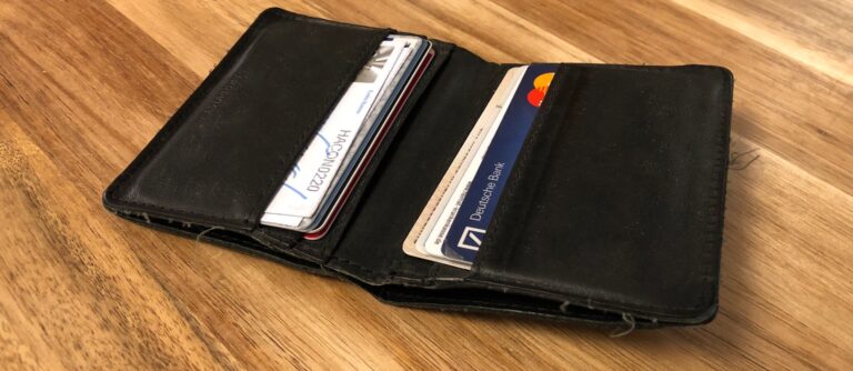 Ein kleines Portemonnaie für die Hosentasche