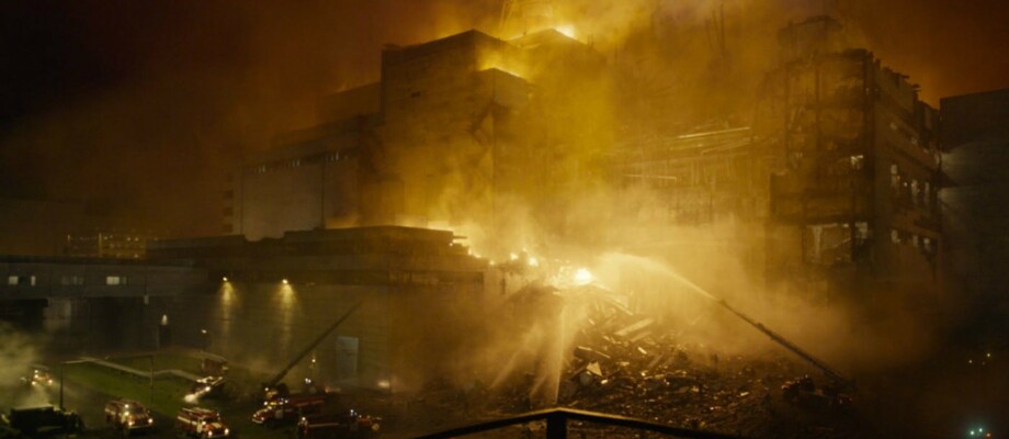 Das Atomkraftwerk von Tschernobyl in Flammen