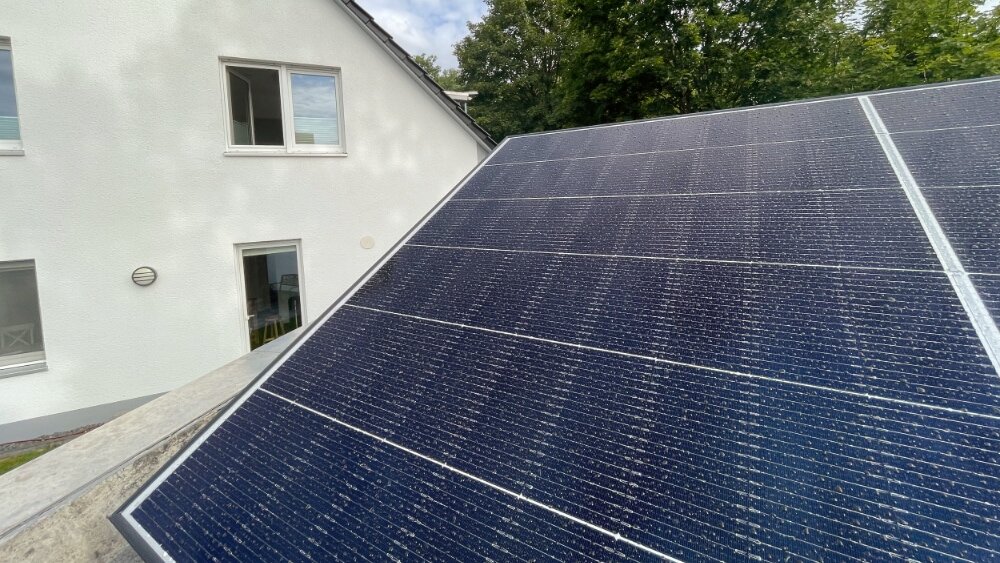 Balkonkraftwerk Meine Erfahrungen mit der Installation einer
