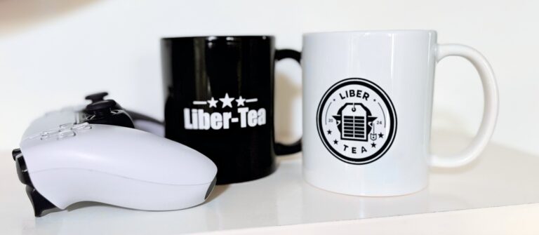 „Nice Cup of Liber-Tea!“-Tasse von Helldivers 2