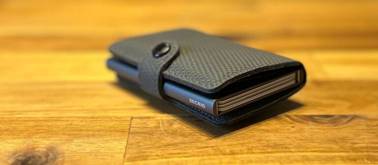 Secrid: Mein dünnes Portemonnaie mit Münzfach, Airtag und Karten-Push