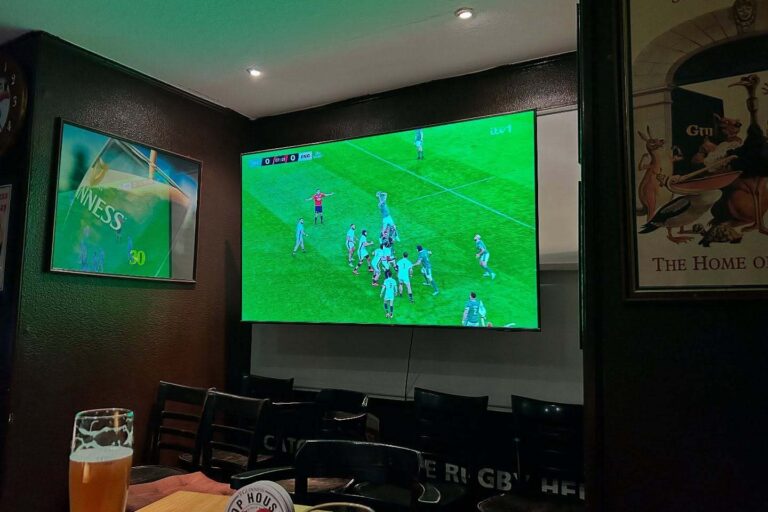 Rugby im Irish Pub mit den Kollegen