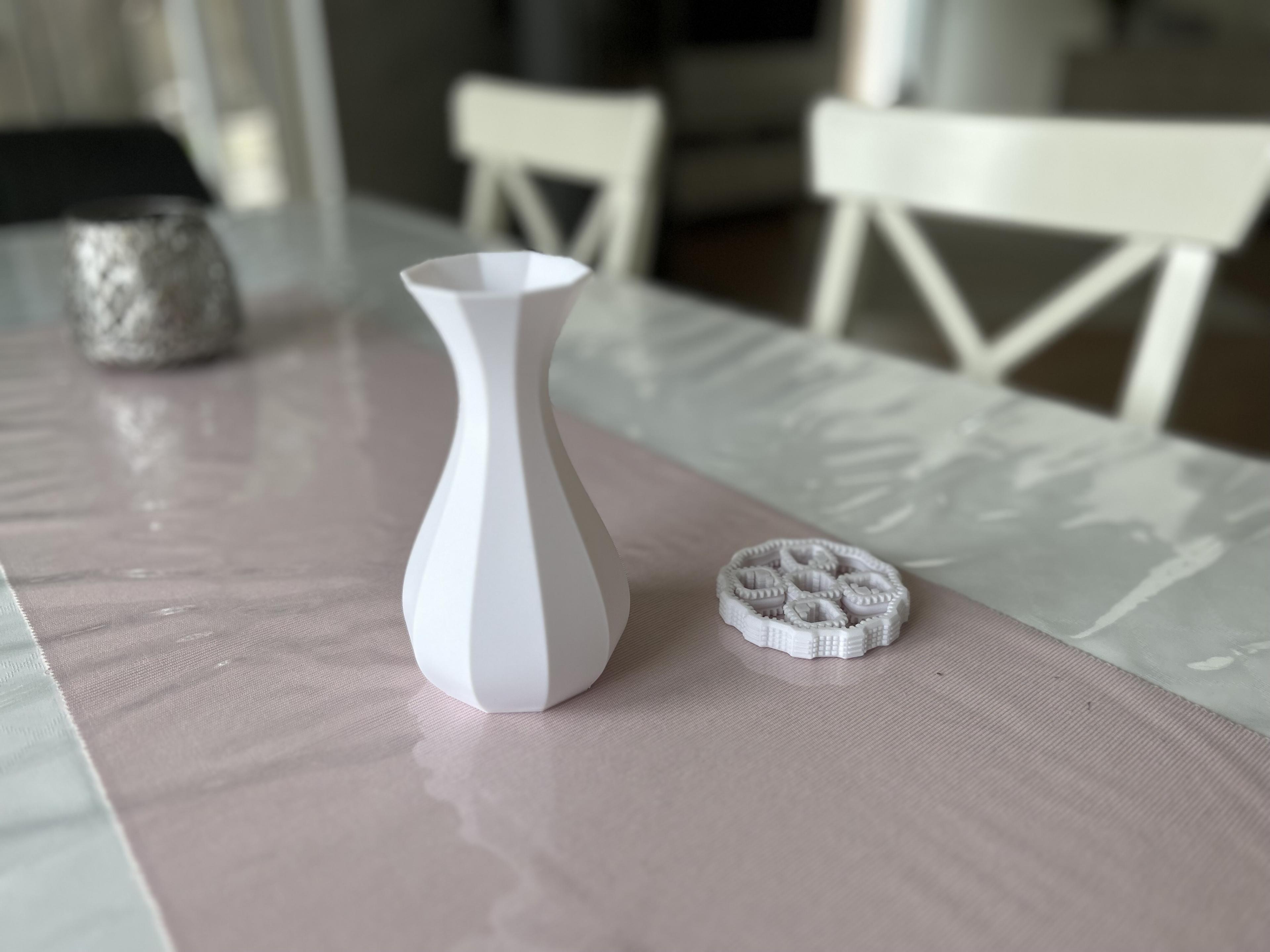 Low-Poly Vase und Fidget Spinner aus dem BambuLabs A1 Mini