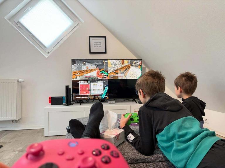 Heute zu fünft auf dem Server mit Umbi gegen den Ender Dragon